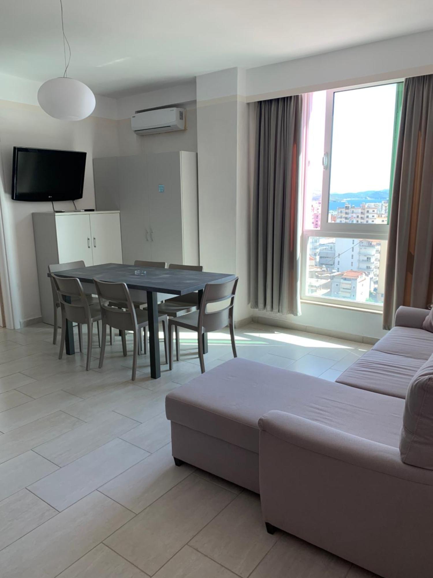 סרנדה Guest - Sea Breeze Apartments מראה חיצוני תמונה