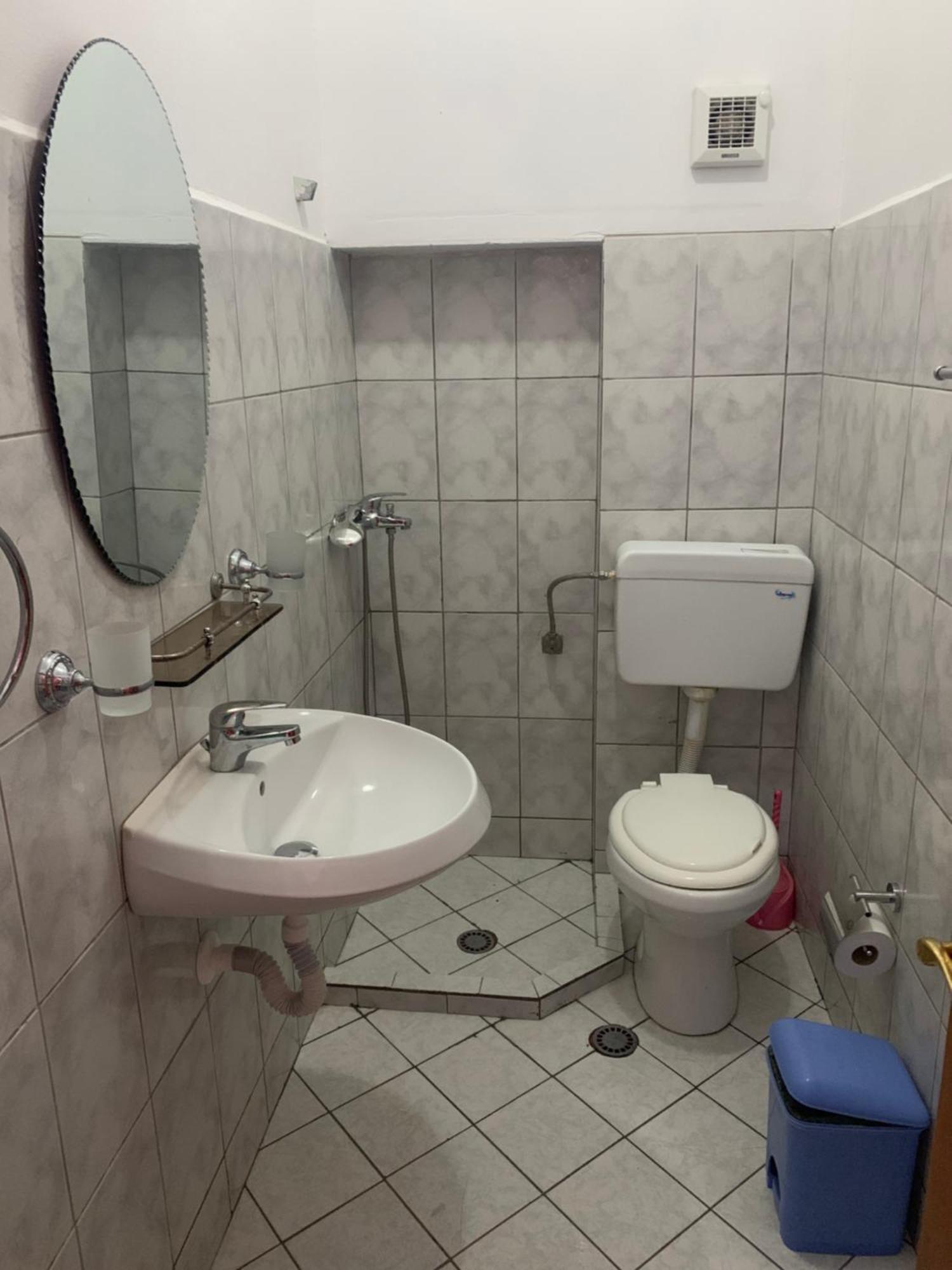 סרנדה Guest - Sea Breeze Apartments מראה חיצוני תמונה