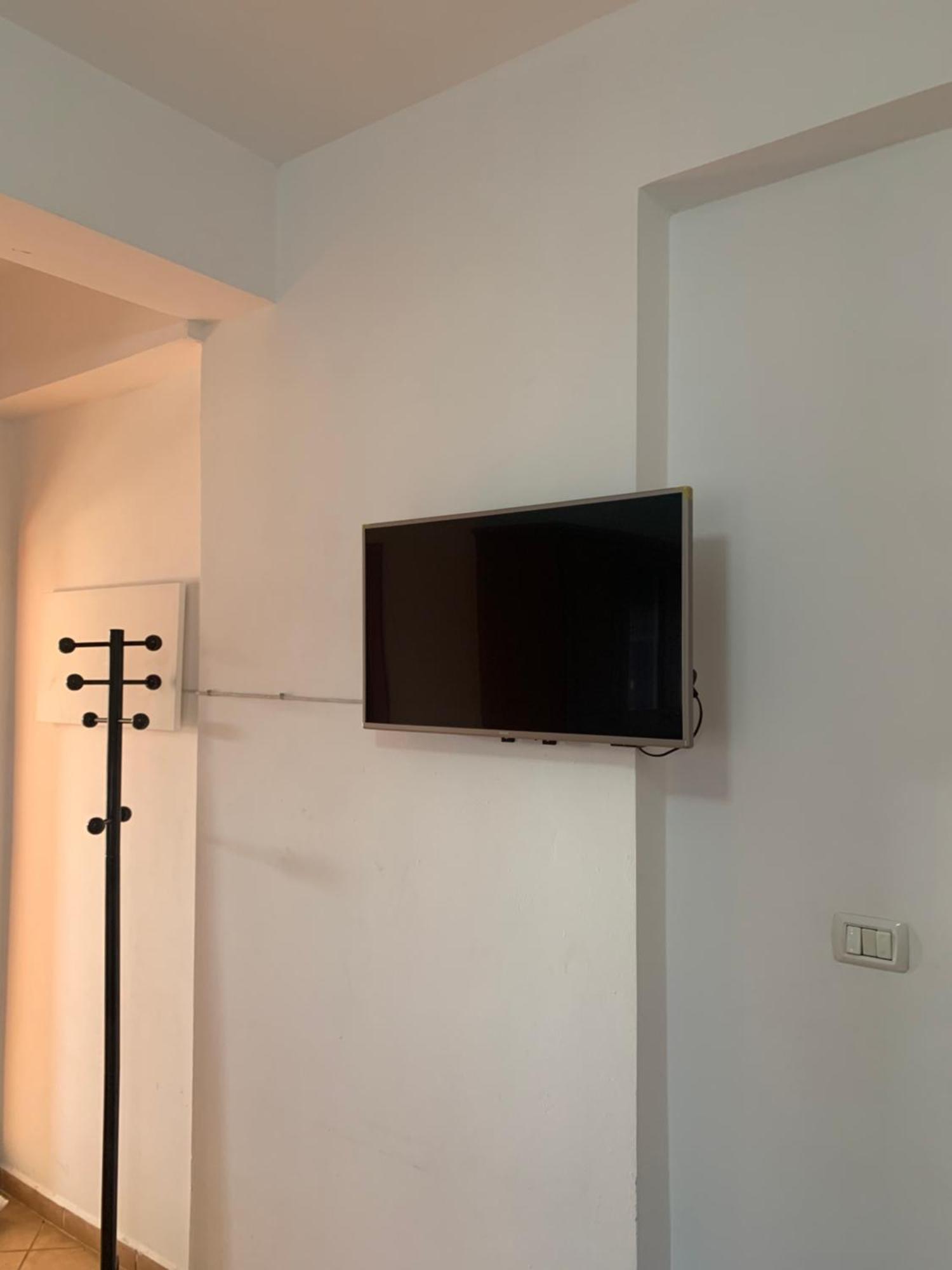 סרנדה Guest - Sea Breeze Apartments מראה חיצוני תמונה