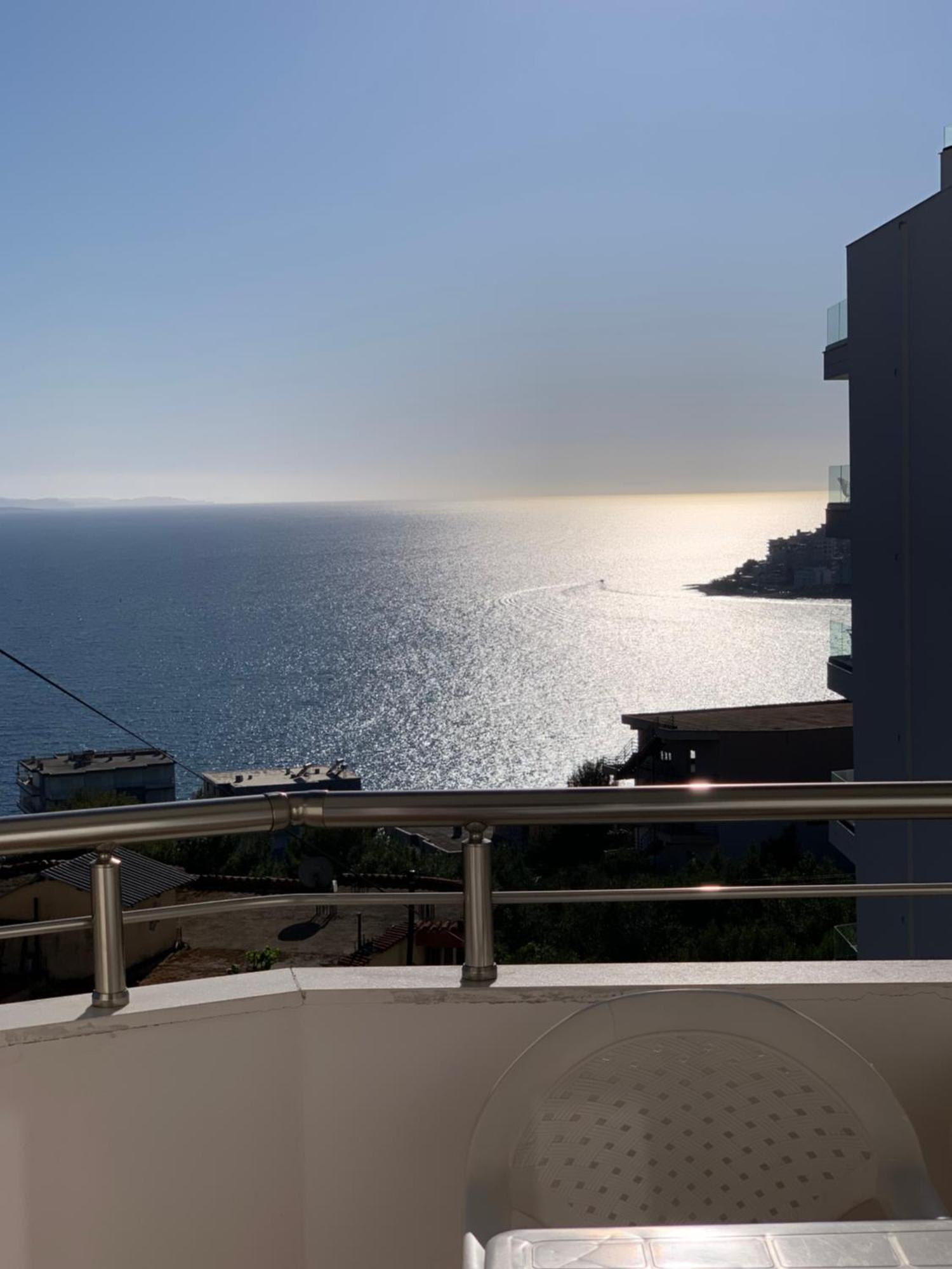 סרנדה Guest - Sea Breeze Apartments מראה חיצוני תמונה